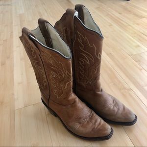 Old west leather cowboy boots